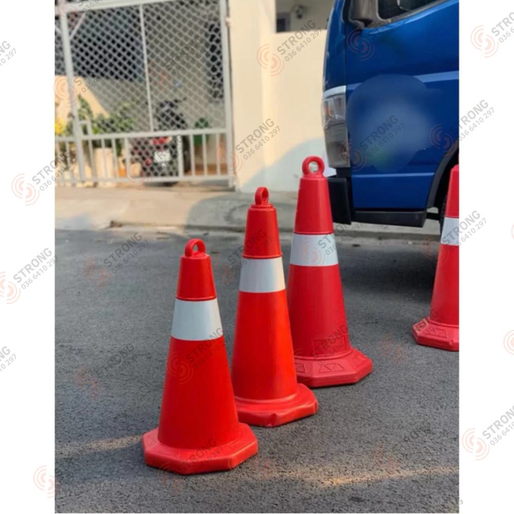 cọc tiêu giao thông 2